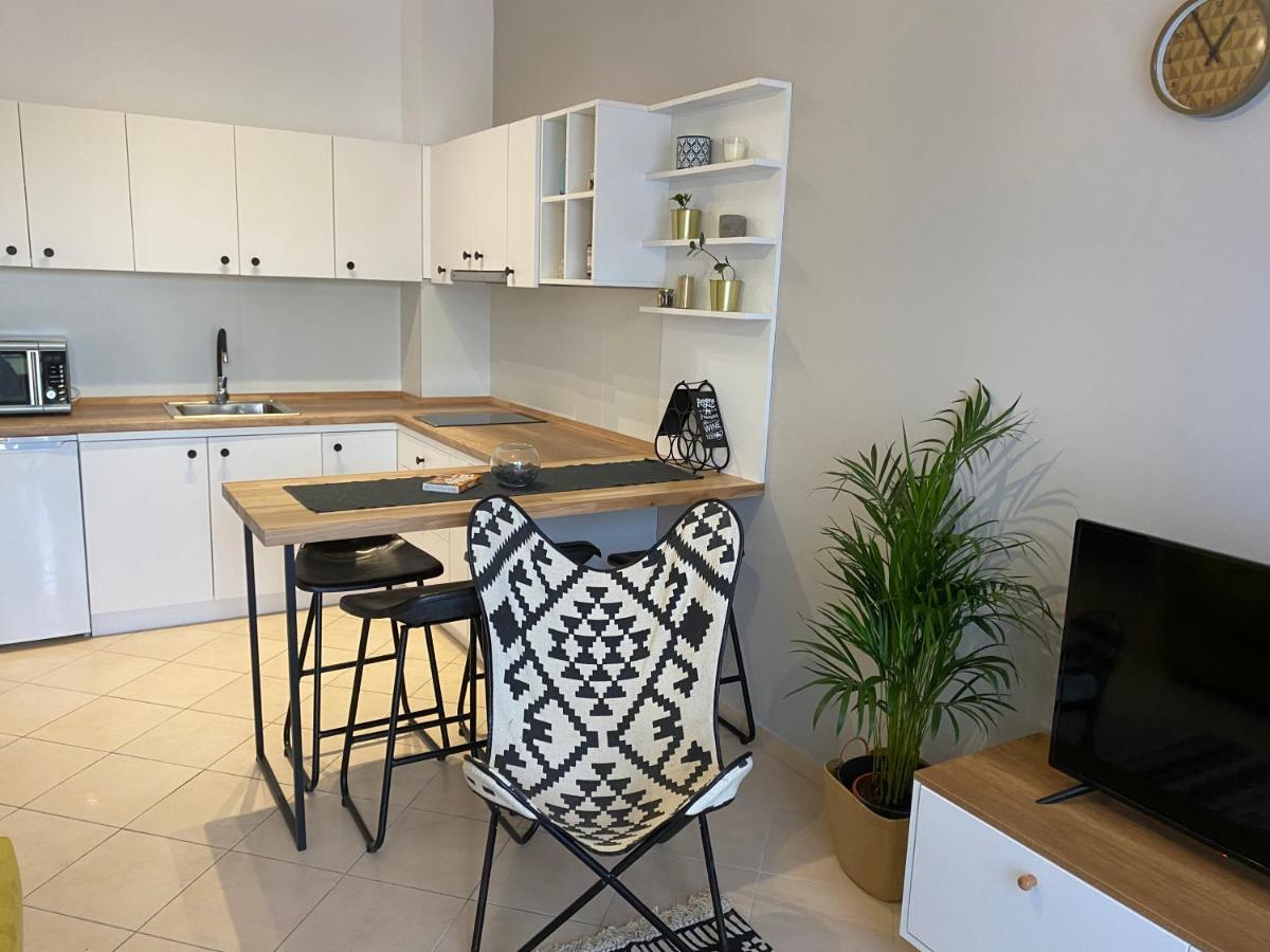 Cheerful 2-Bedroom Apartment In Golem Golem  Extérieur photo